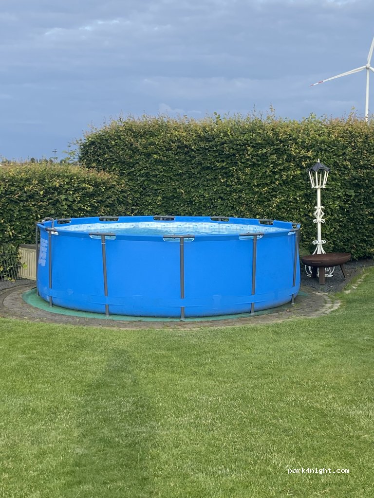 Westzipfelcamp – Poolbereich